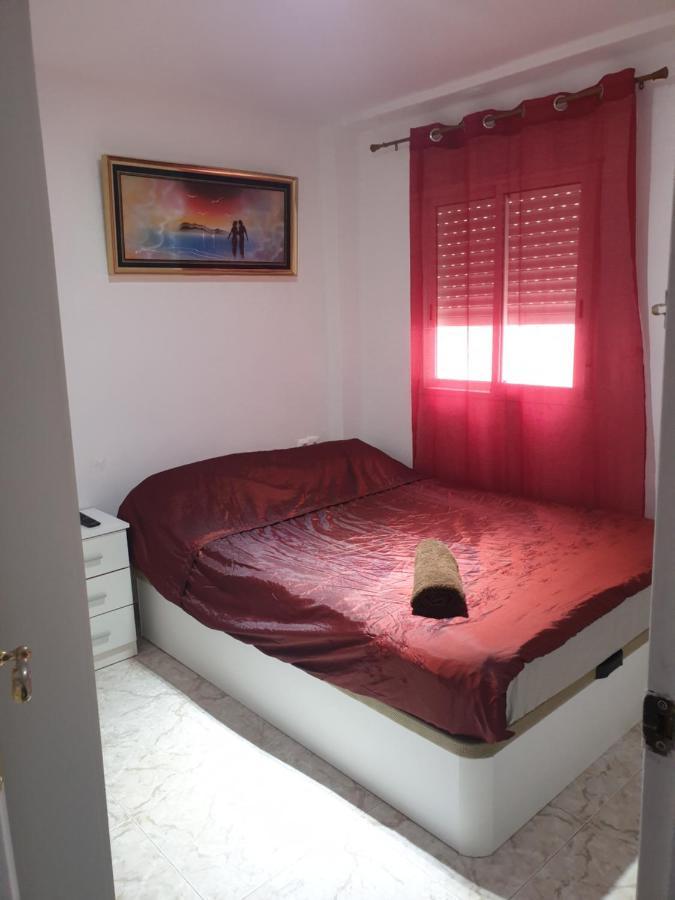 Rooms Nice And Quite Valencia Bagian luar foto